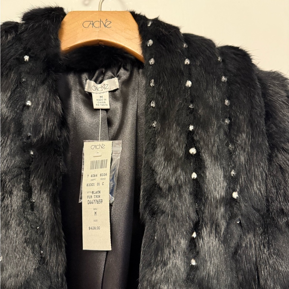 Cache Black Rabbit fur with rhinestones jacket
NWT  Vintage jacket - Picture 3 of 4